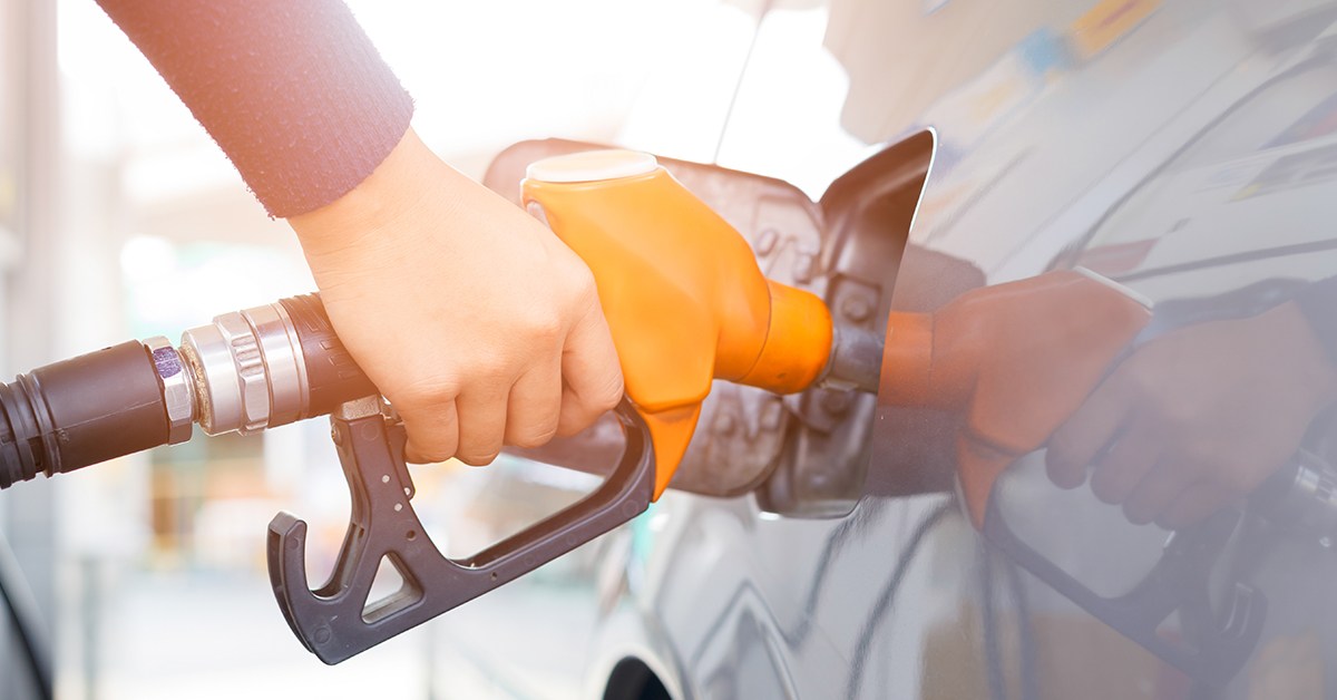 Esercizio abusivo di professione e carburante